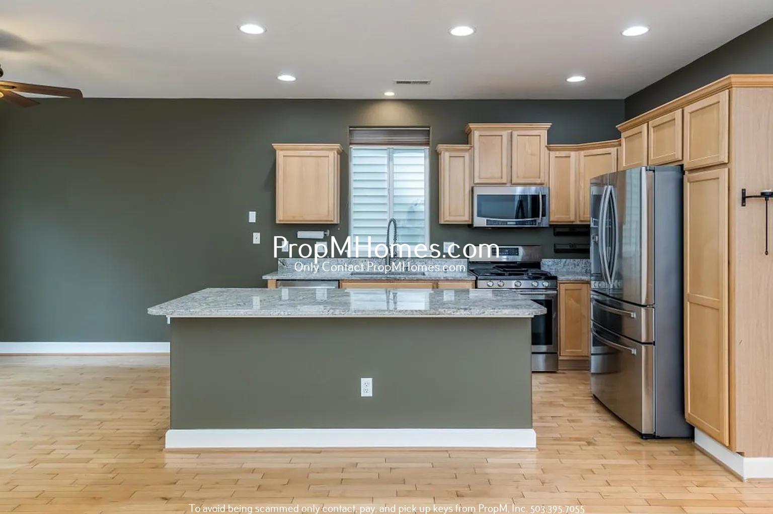 Spacious Three Bedroom Home on Bull Mountain - Gated Street! property image