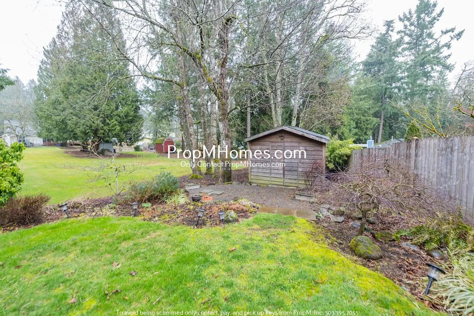 Charming Three Bedroom Home in SW Portland! property image
