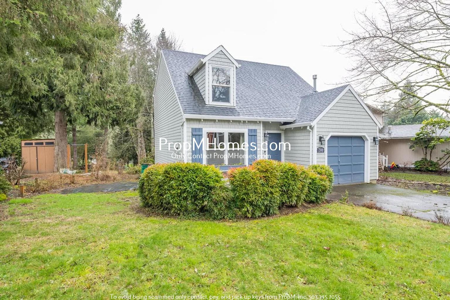 Charming Three Bedroom Home in SW Portland! property image