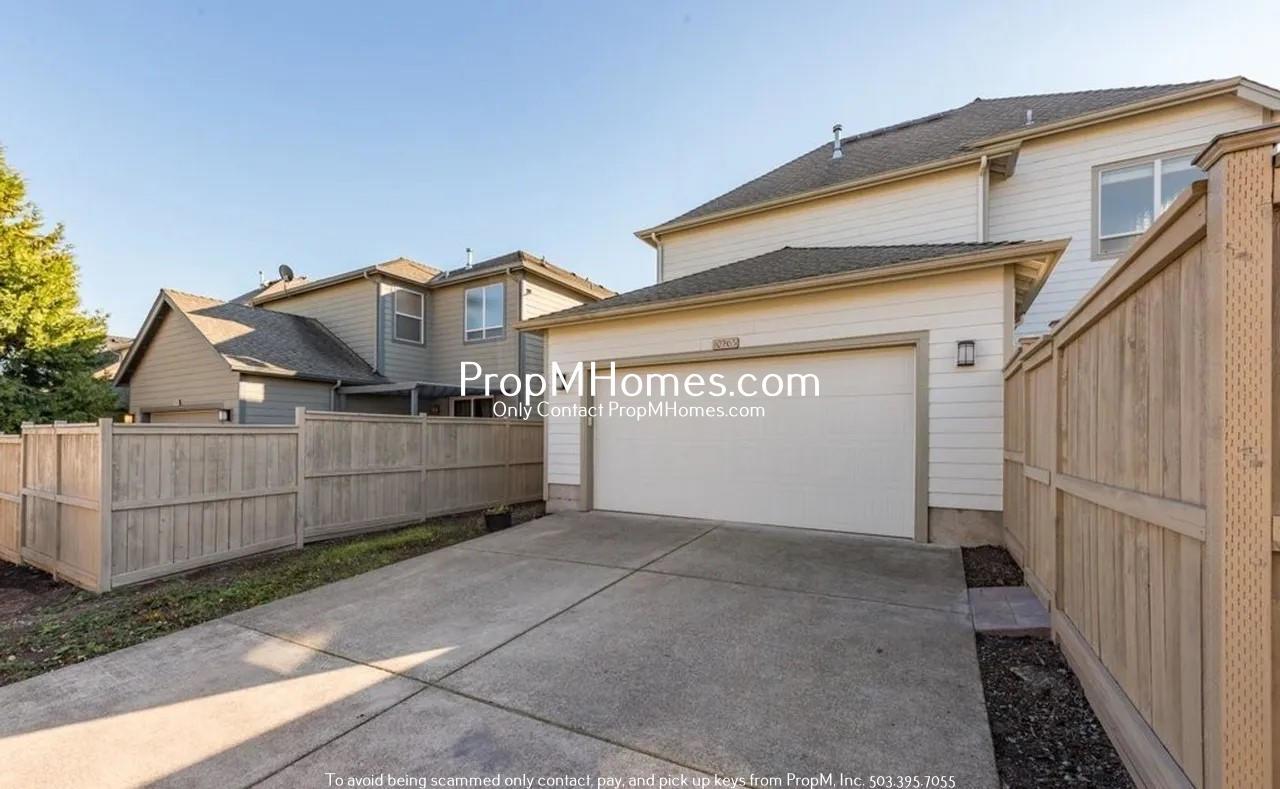 Gorgeous Three Bedroom Home in Villebois! property image