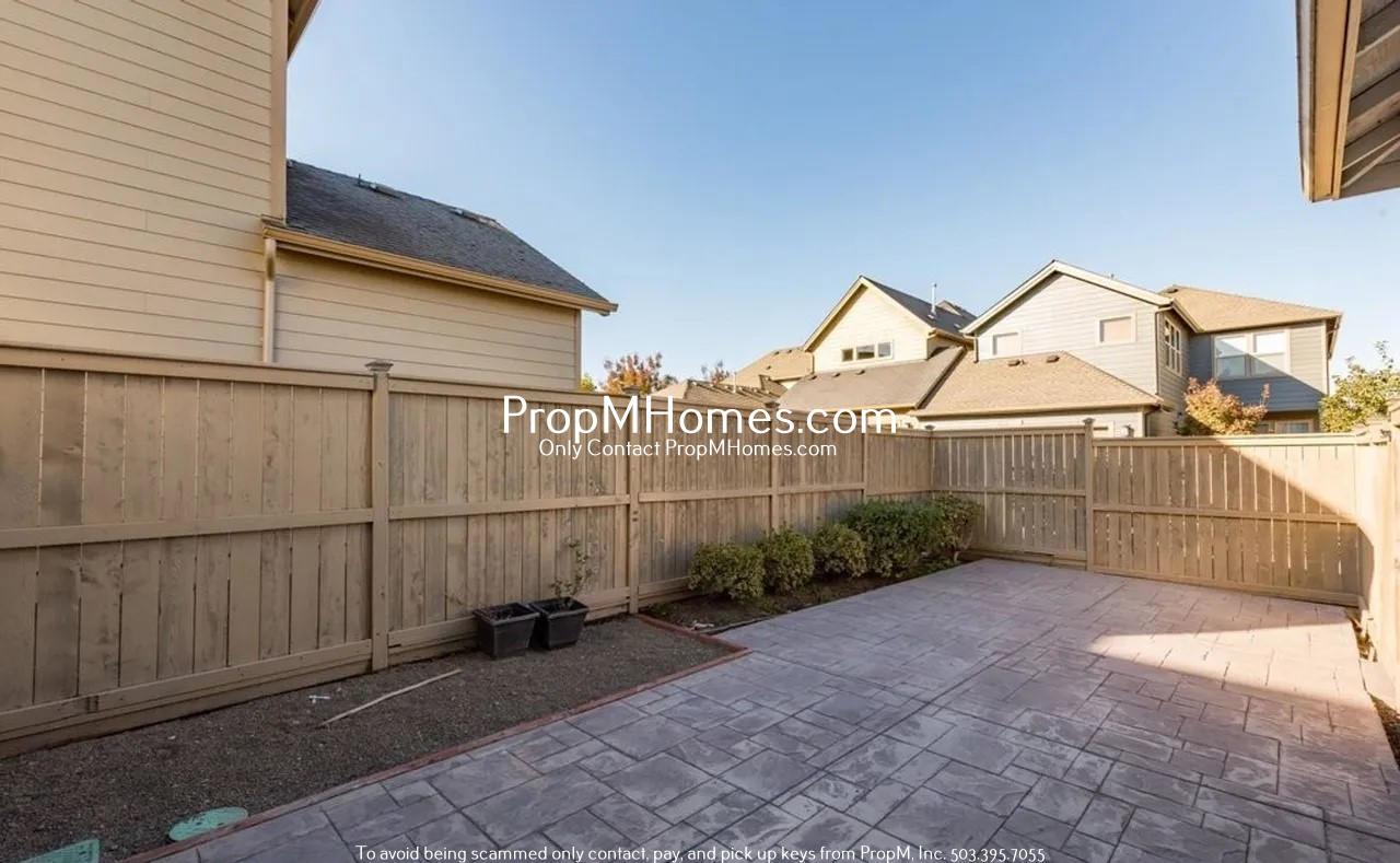 Gorgeous Three Bedroom Home in Villebois! property image