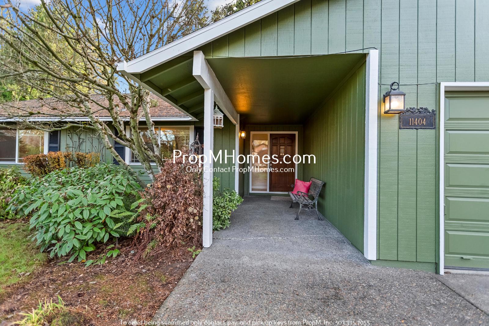 Beautifully Updated Ranch Style Home In Tigard - Like Brand New! property image