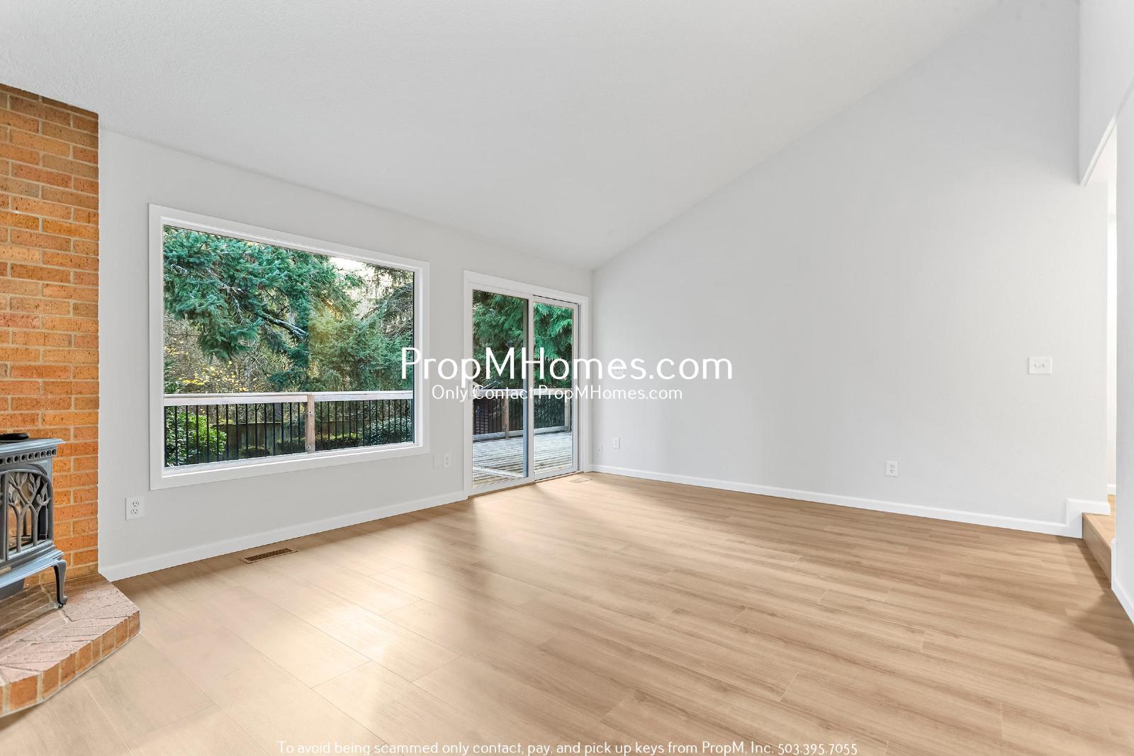 Beautifully Updated Ranch Style Home In Tigard - Like Brand New! property image