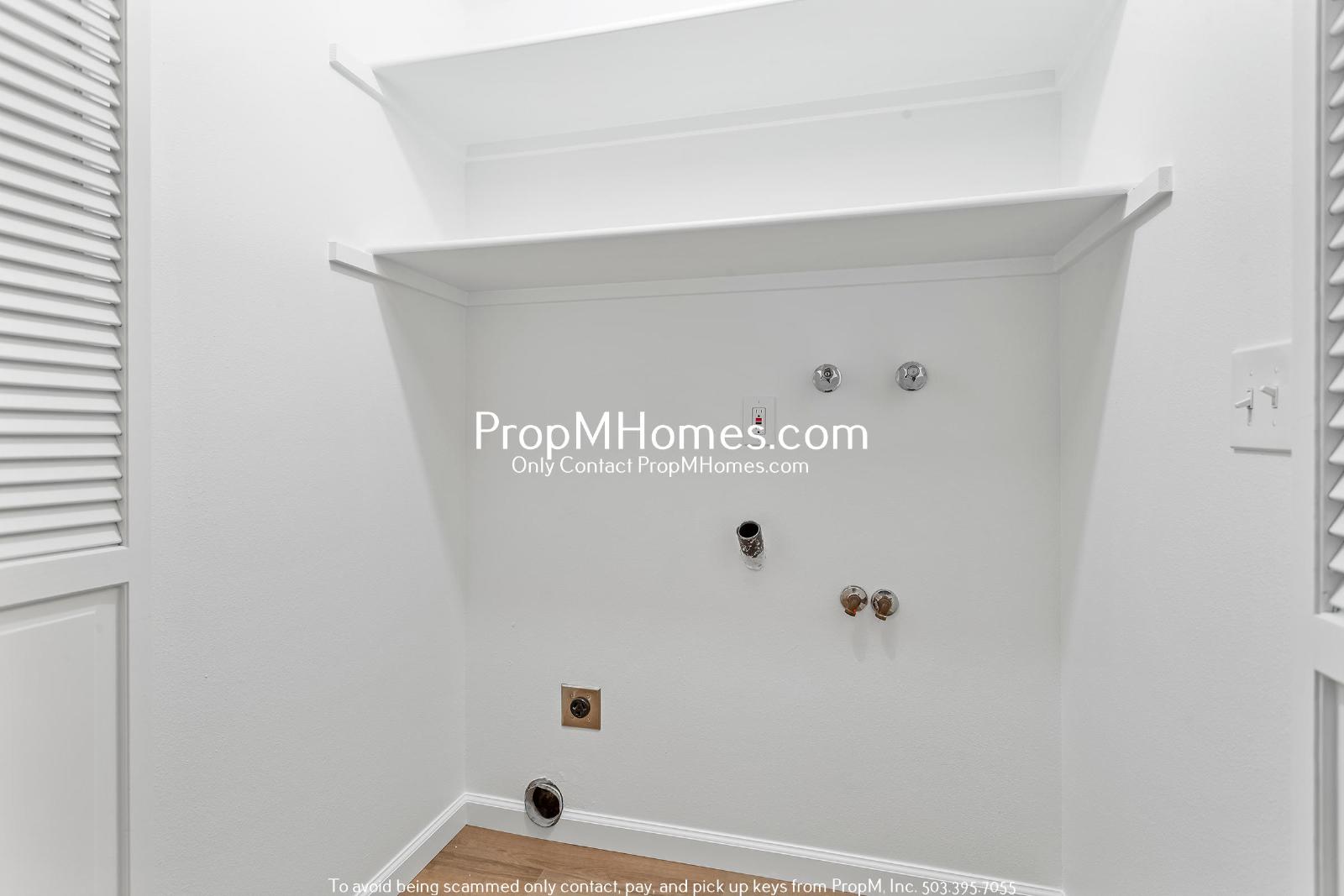 Beautifully Updated Ranch Style Home In Tigard - Like Brand New! property image