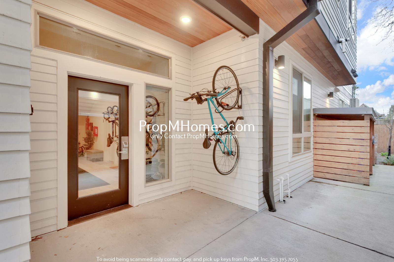 Two Bedroom Modern Oasis with Stunning Views & Designer Finishes property image