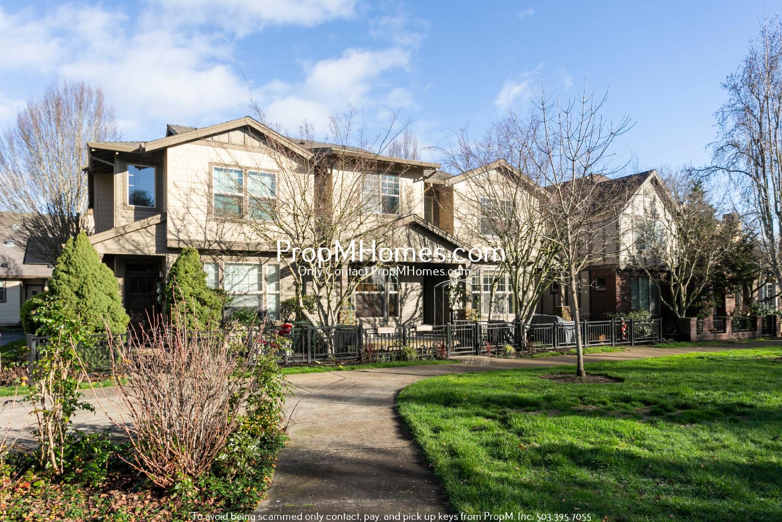 Cozy Two Bedroom Townhome in the Heart of Villebois - Newly Painted Interior! property image