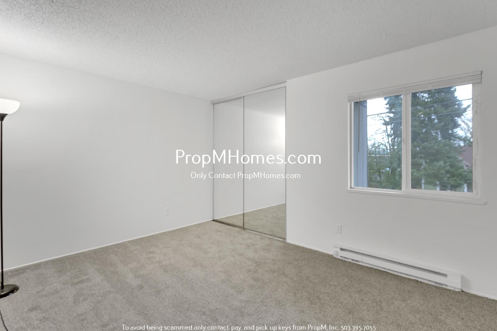 Updated Two Bedroom First Floor Unit in the Heart of Oregon City property image