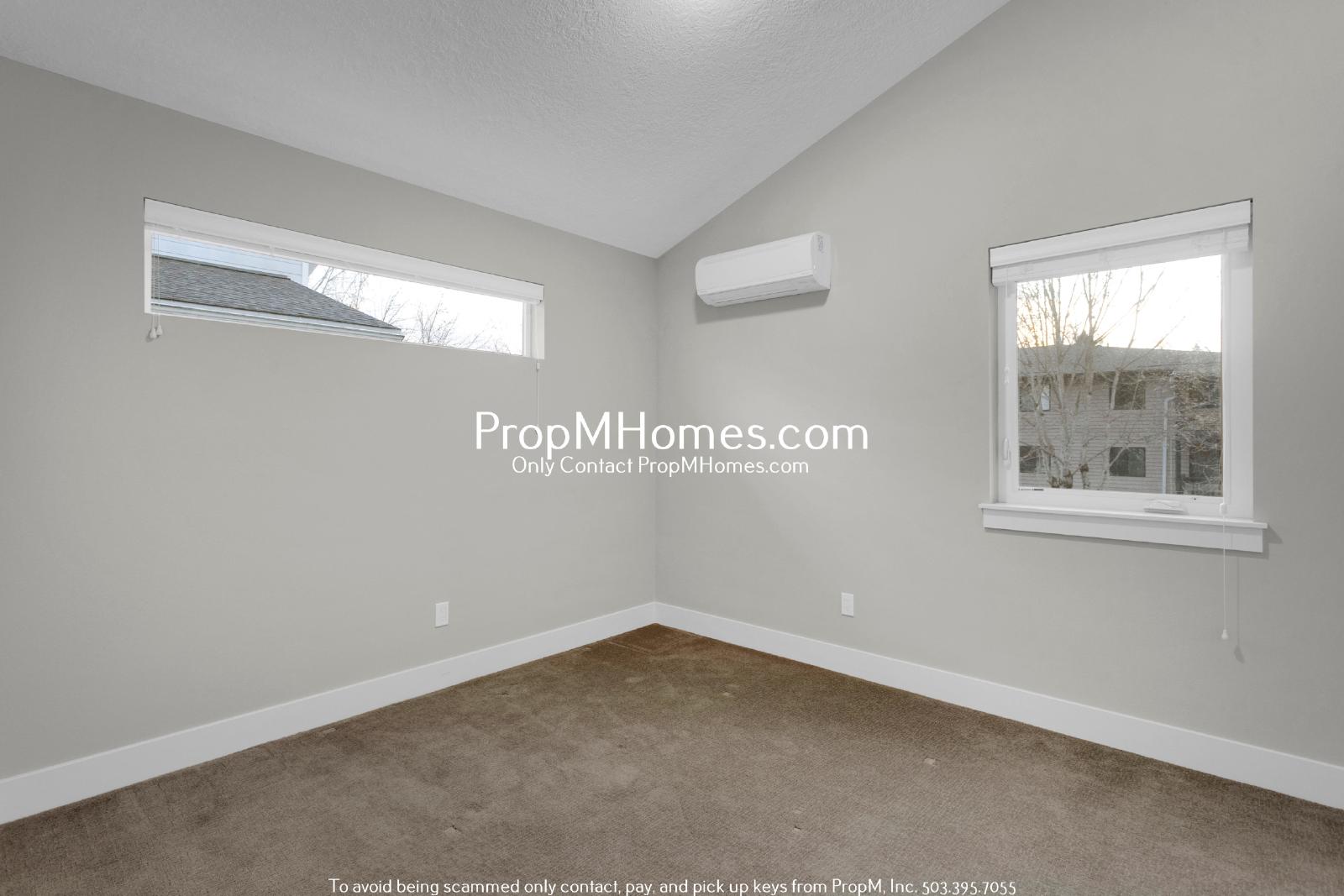 Contemporary Four Bedroom Home in Central Beaverton! property image