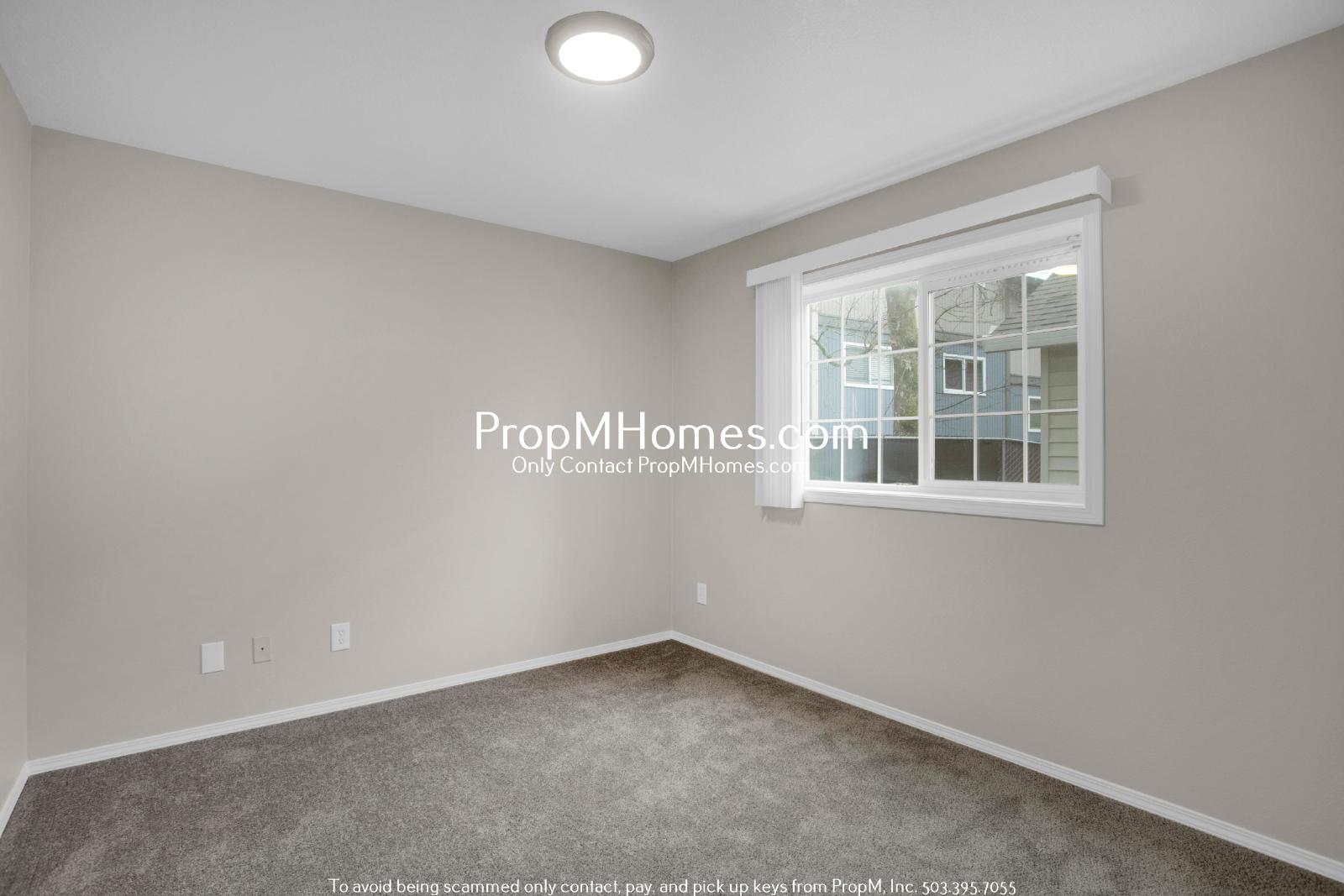 Three Bedroom Gem in Jennings Lodge - Garage Included! property image