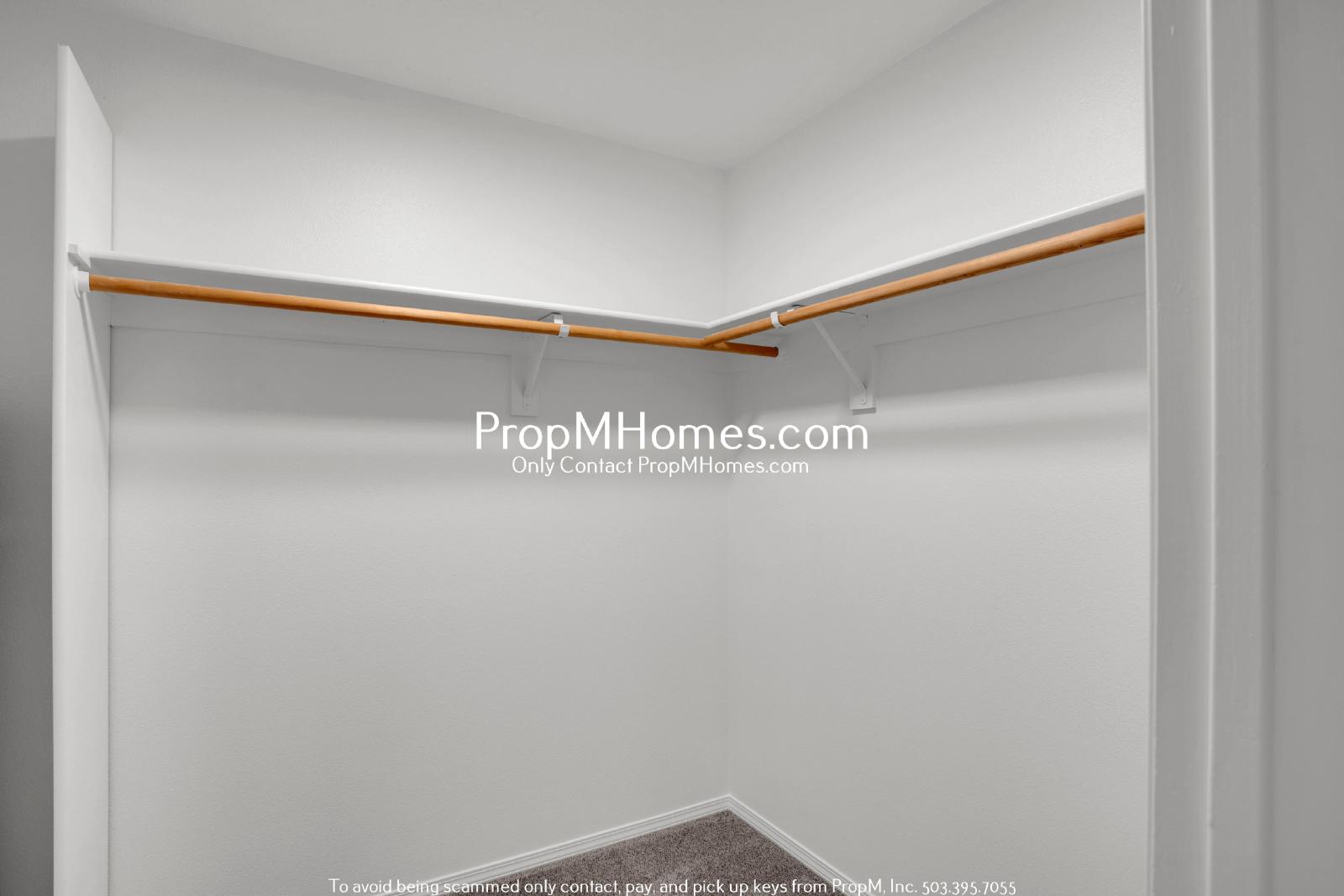 Three Bedroom Gem in Jennings Lodge - Garage Included! property image