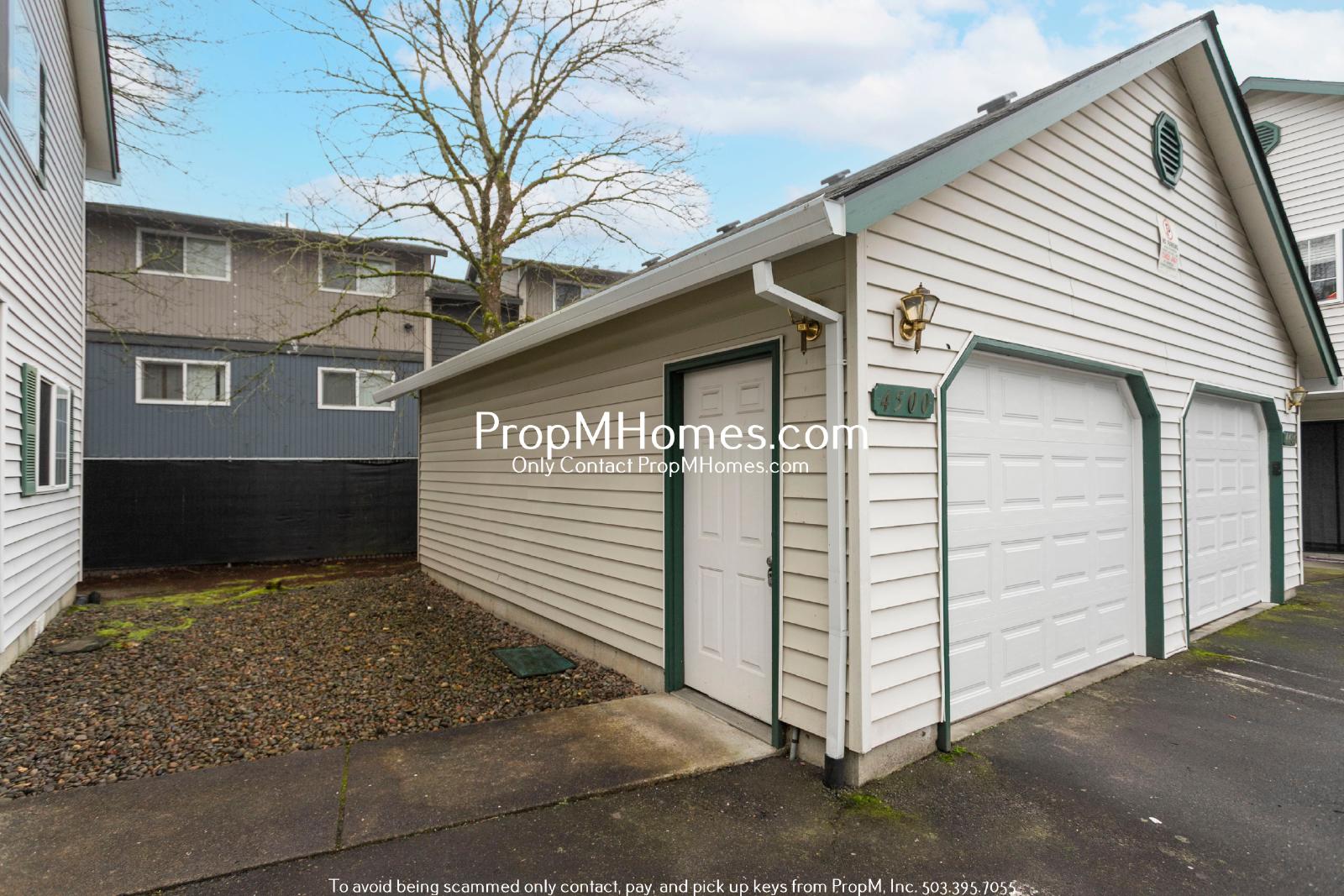 Three Bedroom Gem in Jennings Lodge - Garage Included! property image