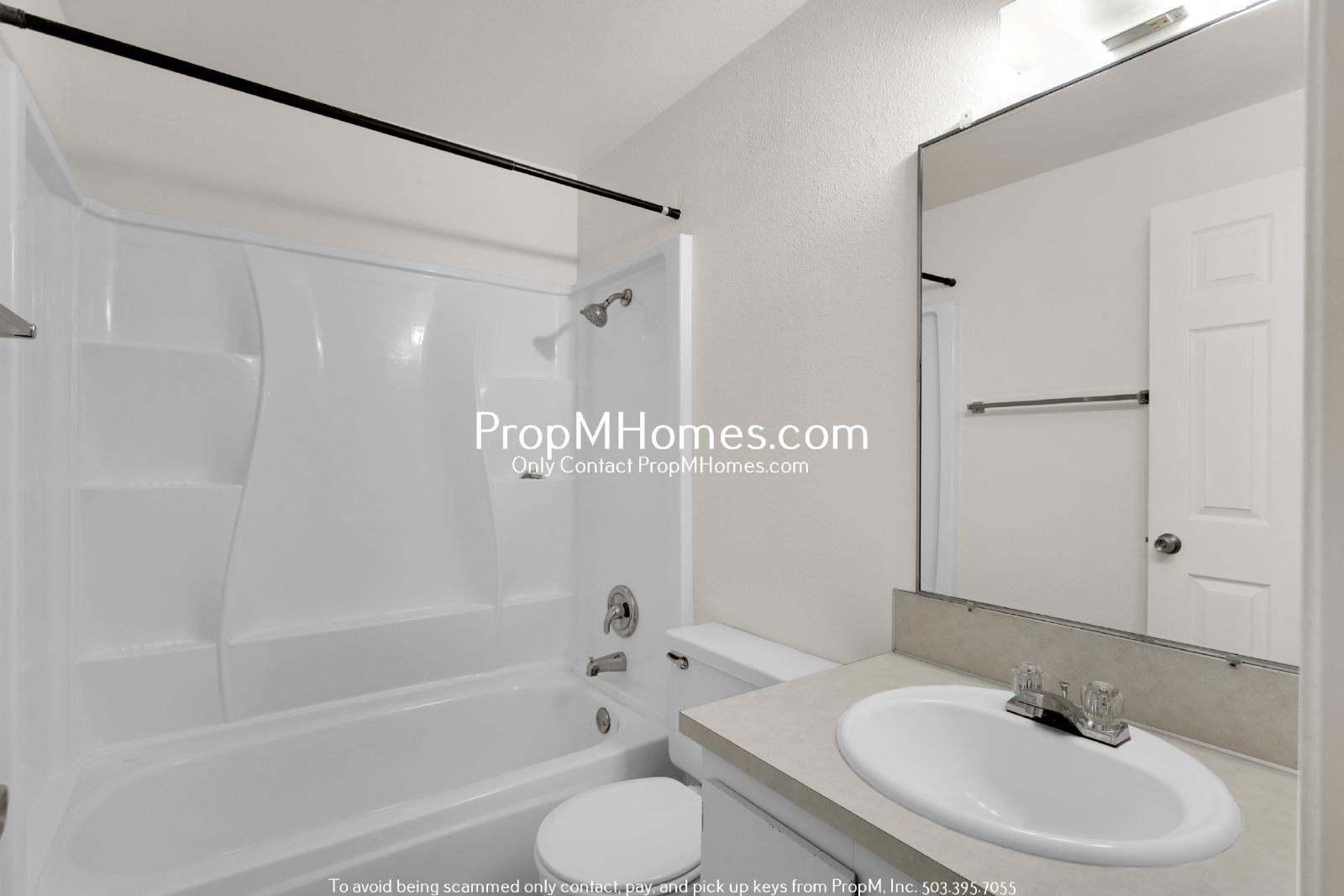 Two Bedroom Townhome in Montavilla! property image