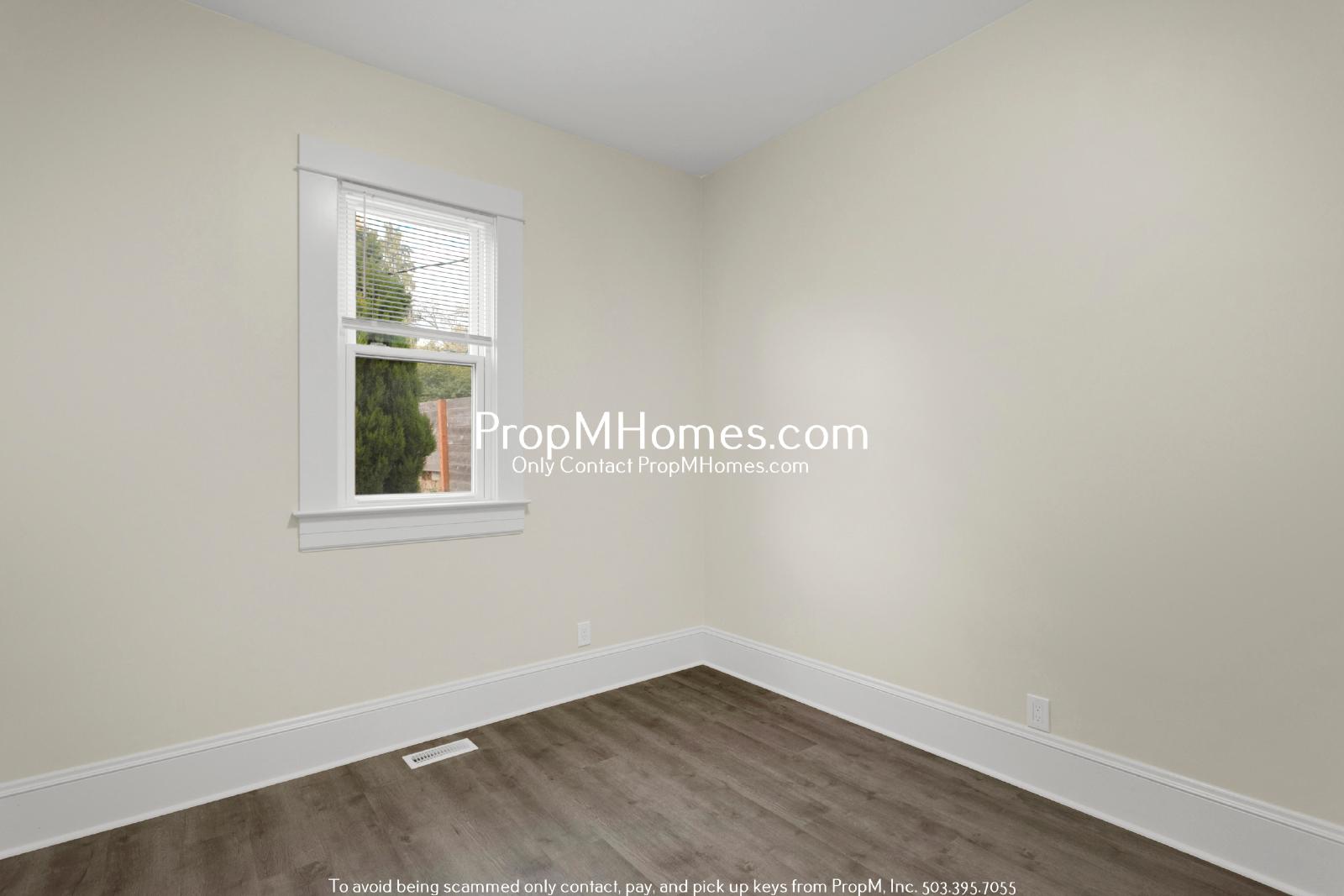 Updated Lair Hill Victorian with Willamette River & Mt Hood Views! property image