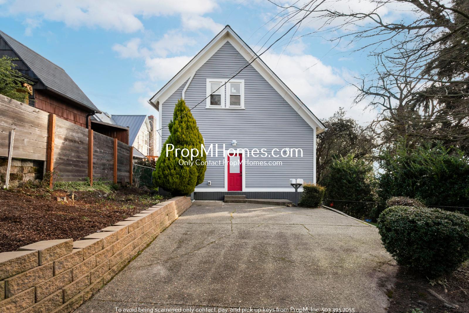 Updated Lair Hill Victorian with Willamette River & Mt Hood Views! property image