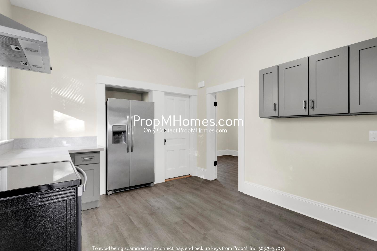 Updated Lair Hill Victorian with Willamette River & Mt Hood Views! property image