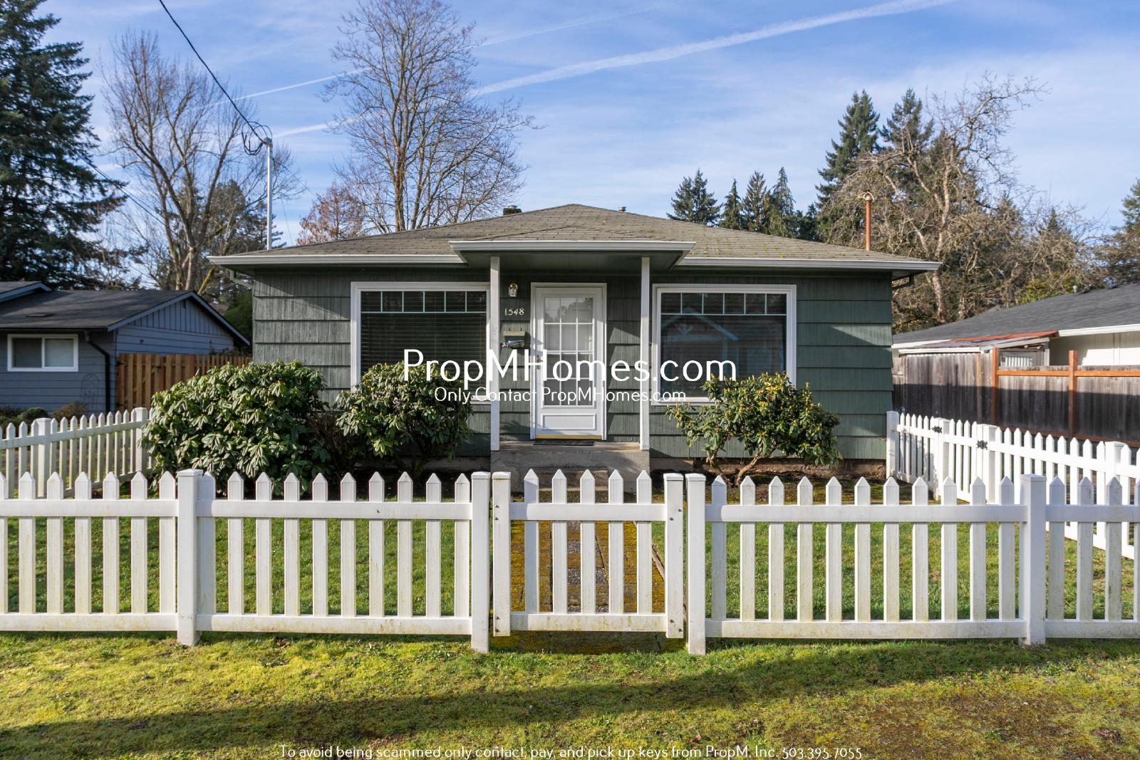 Cozy Two Bedroom Home in Willamette on a Massive Lot! property image