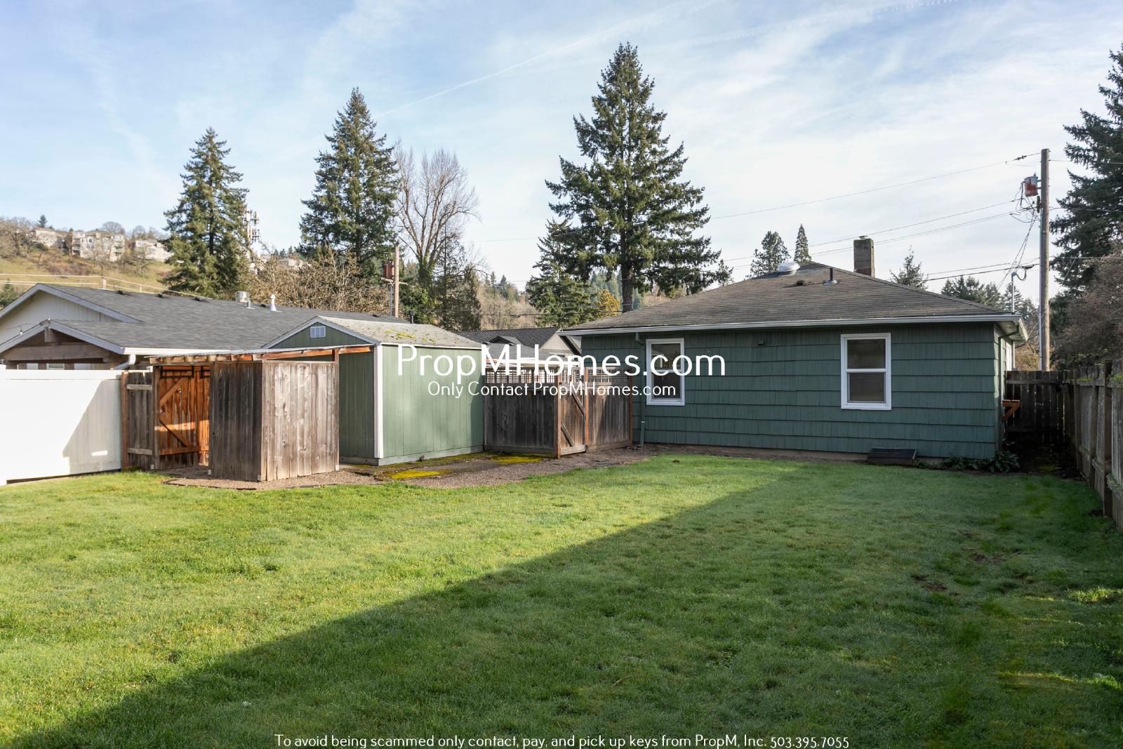 Cozy Two Bedroom Home in Willamette on a Massive Lot! property image