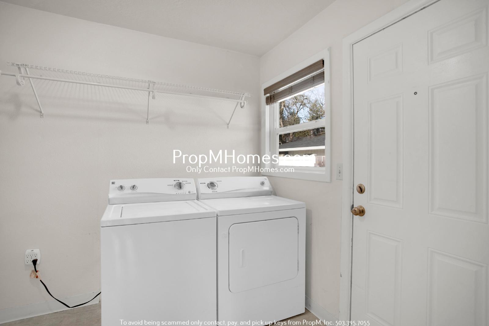 Cozy Two Bedroom Home in Willamette on a Massive Lot! property image