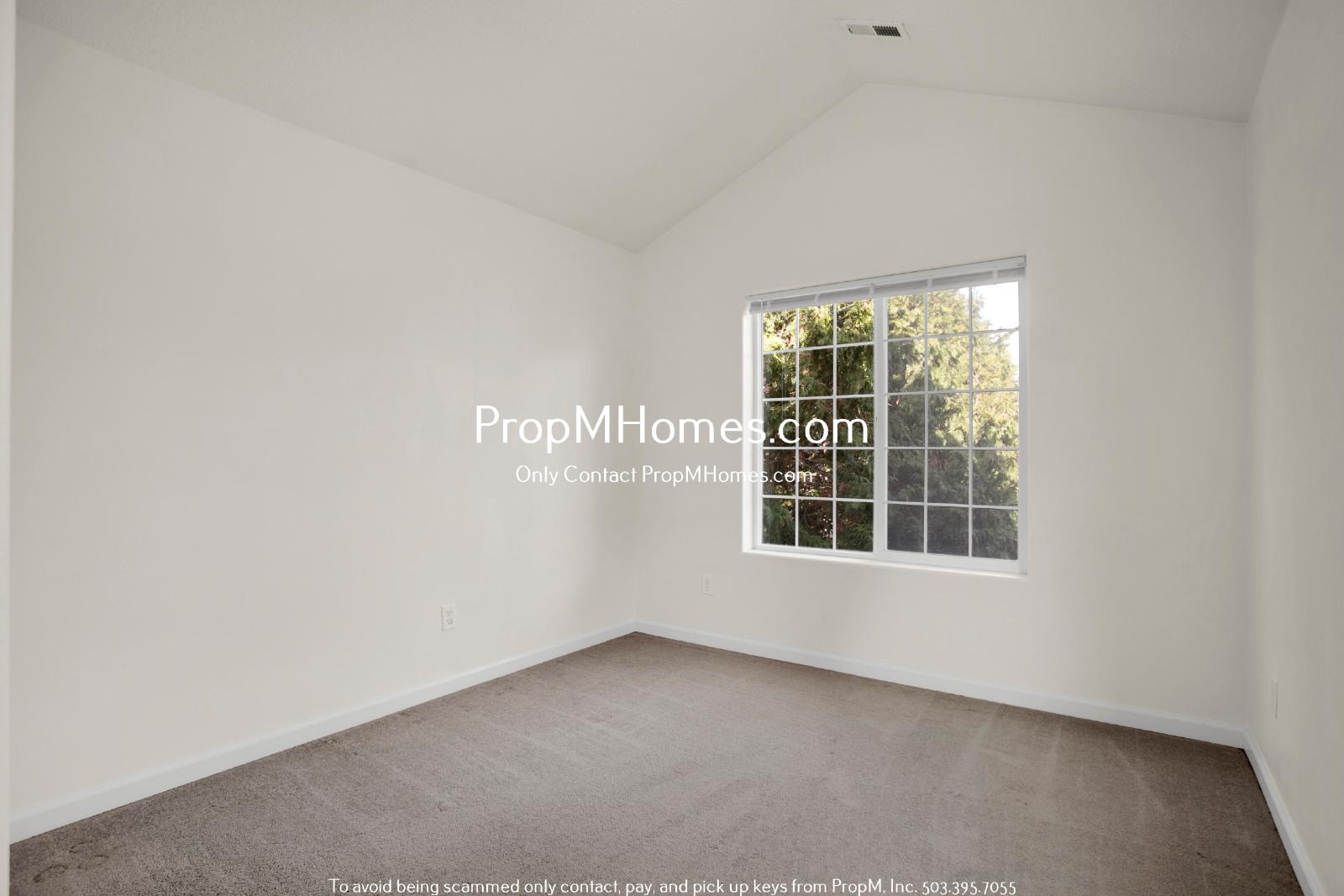 Cozy Three Bedroom Home in SE - New Photos! property image