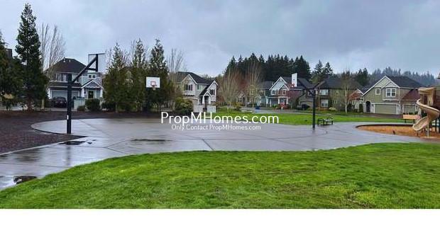 Spacious Four-Bedroom Gem with a Bonus Room! property image