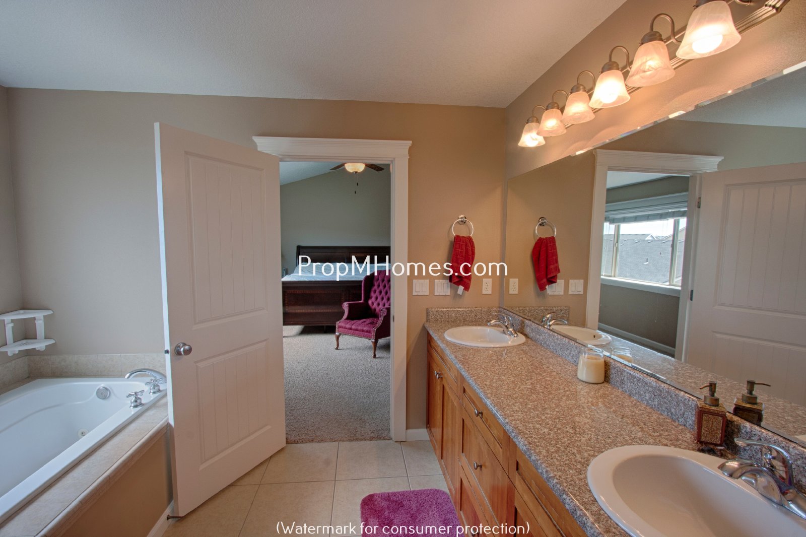 Beautiful Five Bedroom Craftsman Style Home in Molalla! property image