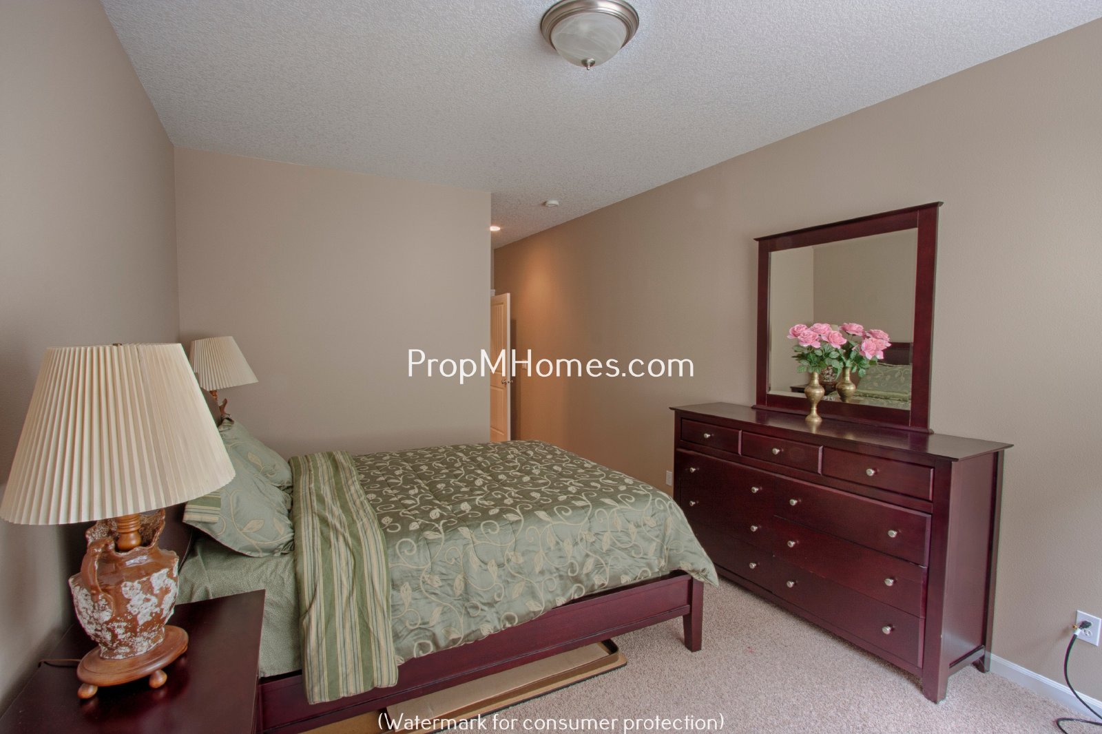 Beautiful Five Bedroom Craftsman Style Home in Molalla! property image