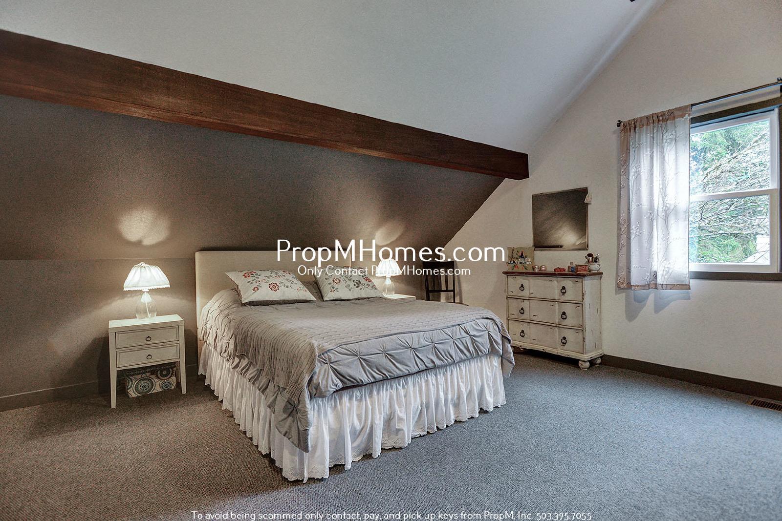 Charming Updated First Addition Cottage! property image
