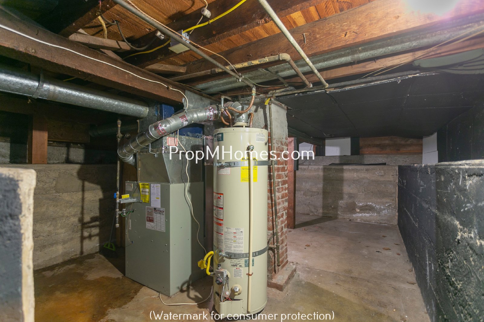 Charming One Bedroom Plus Office/Den In SE Portland! property image