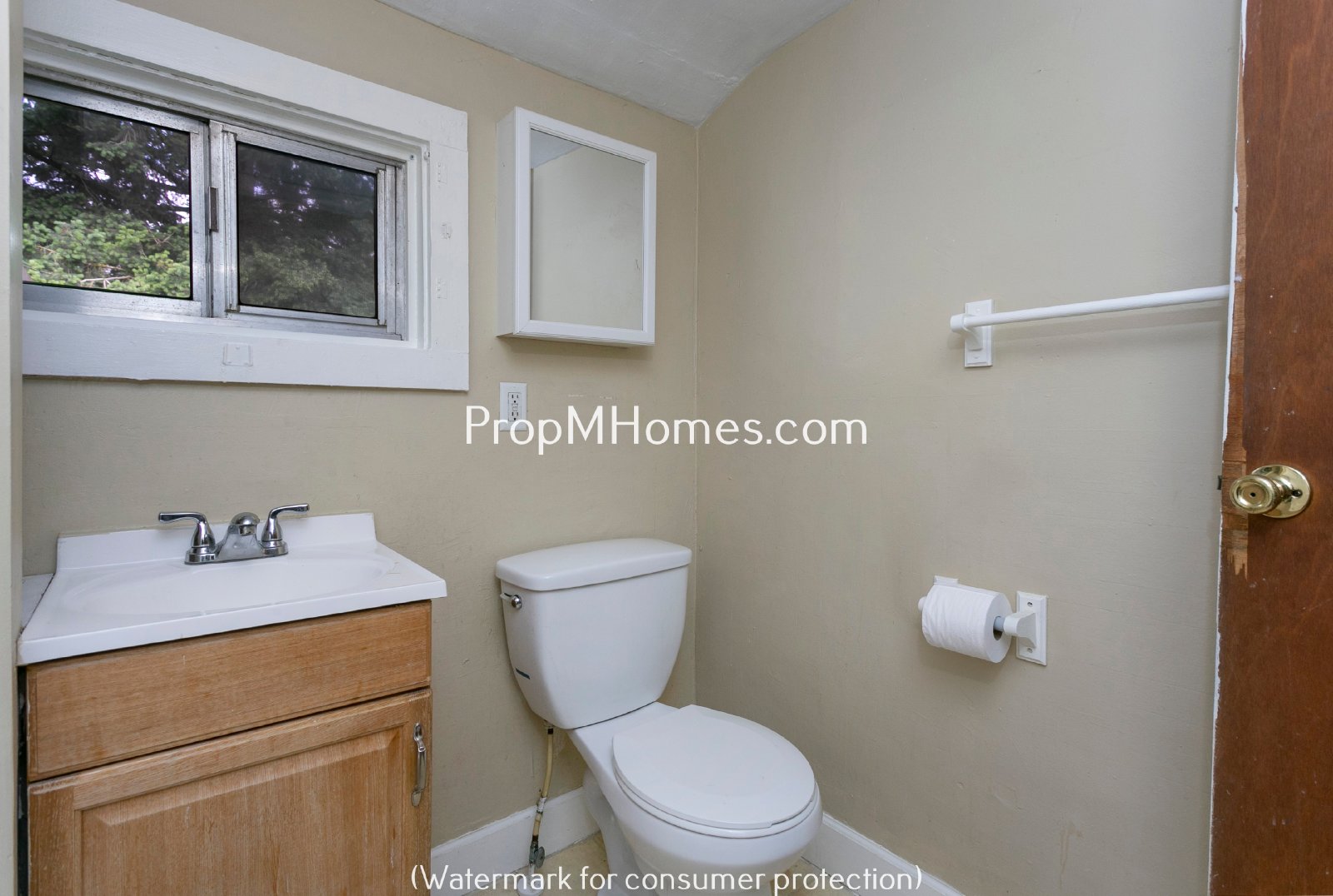 Charming One Bedroom Plus Office/Den In SE Portland! property image