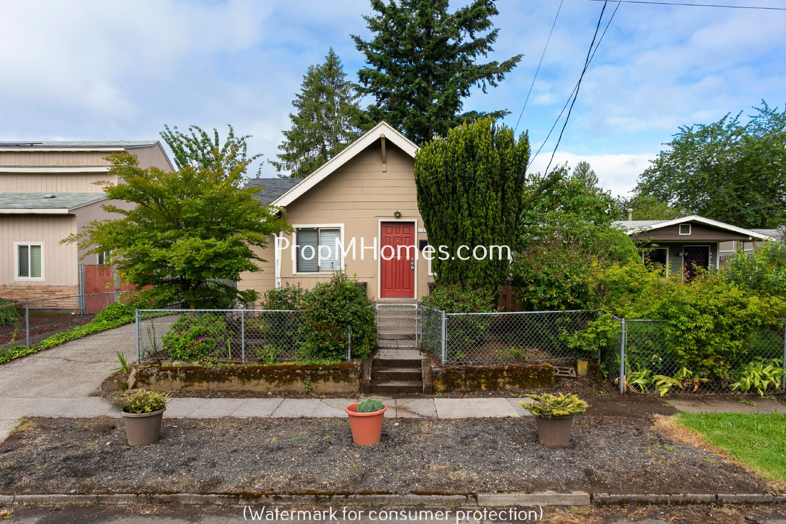 Charming One Bedroom Plus Office/Den In SE Portland! property image