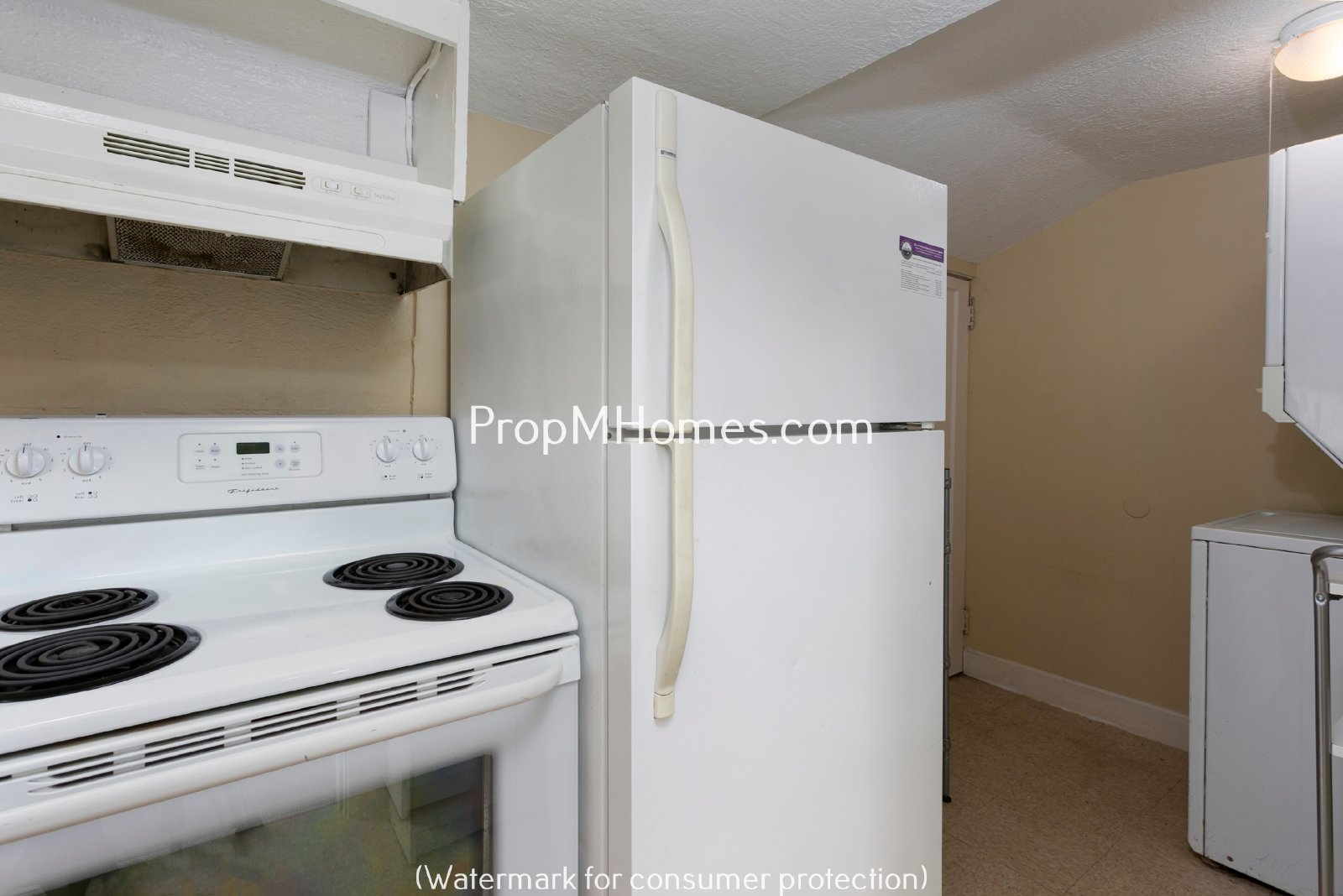 Charming One Bedroom Plus Office/Den In SE Portland! property image