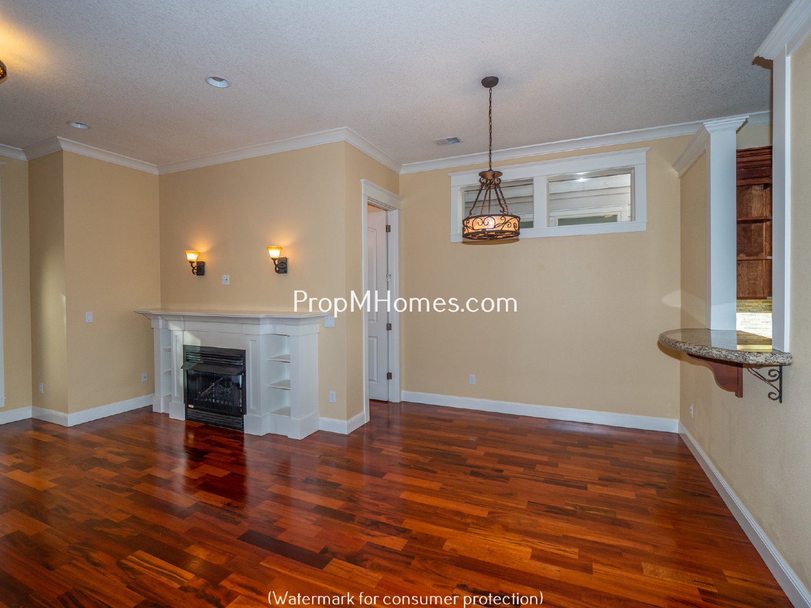 Stunning Humboldt Two Bedroom Townhouse w/ Two Primary Suites! property image