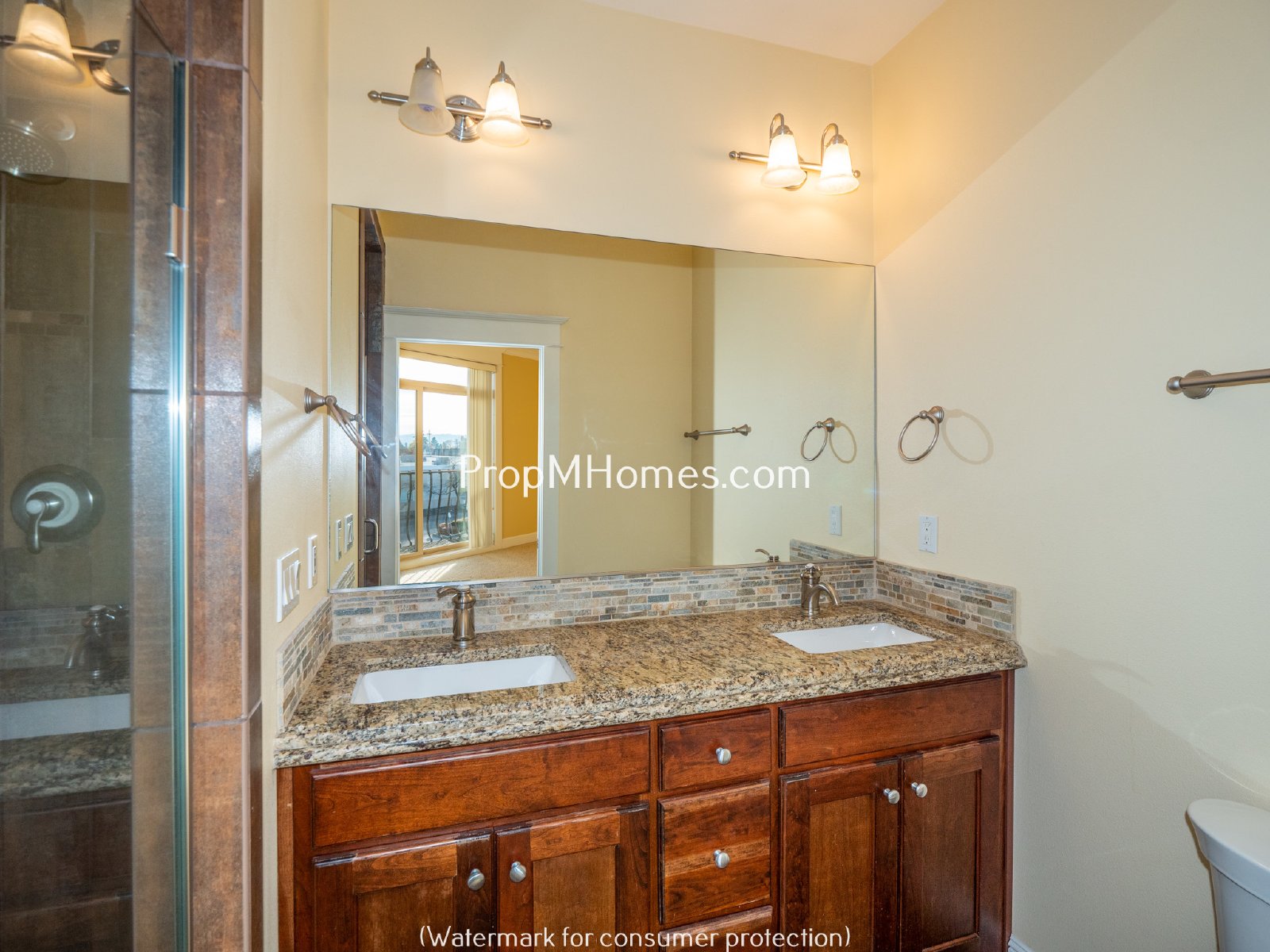 Stunning Humboldt Two Bedroom Townhouse w/ Two Primary Suites! property image