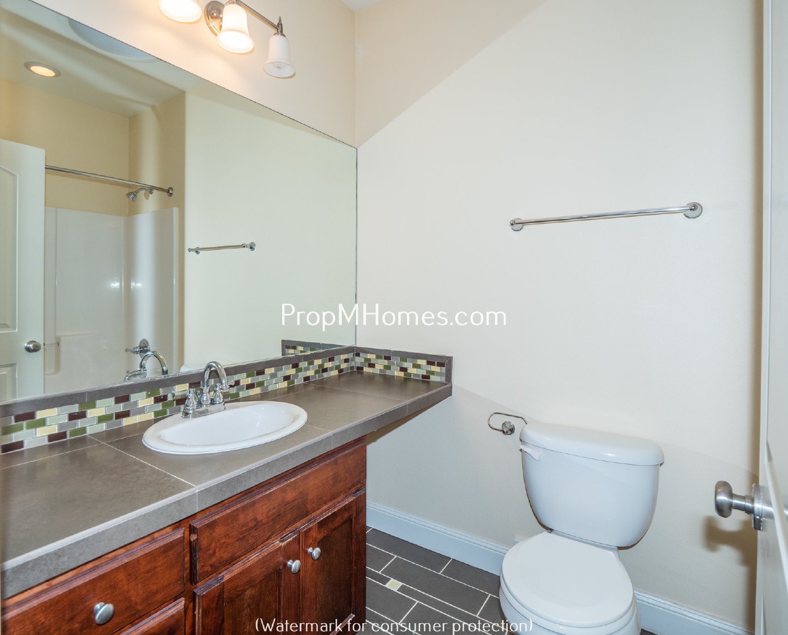 Stunning Humboldt Two Bedroom Townhouse w/ Two Primary Suites! property image