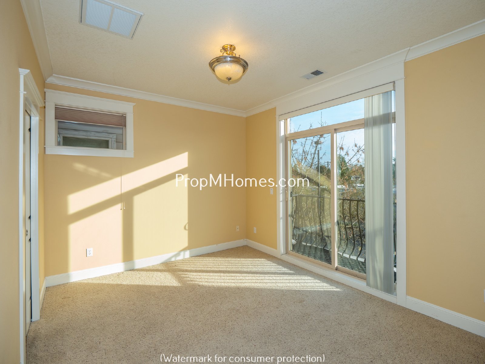 Stunning Humboldt Two Bedroom Townhouse w/ Two Primary Suites! property image