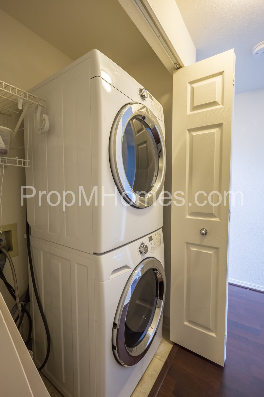 Courtyards at Springville - Upper Level Two Bedroom Condo! property image