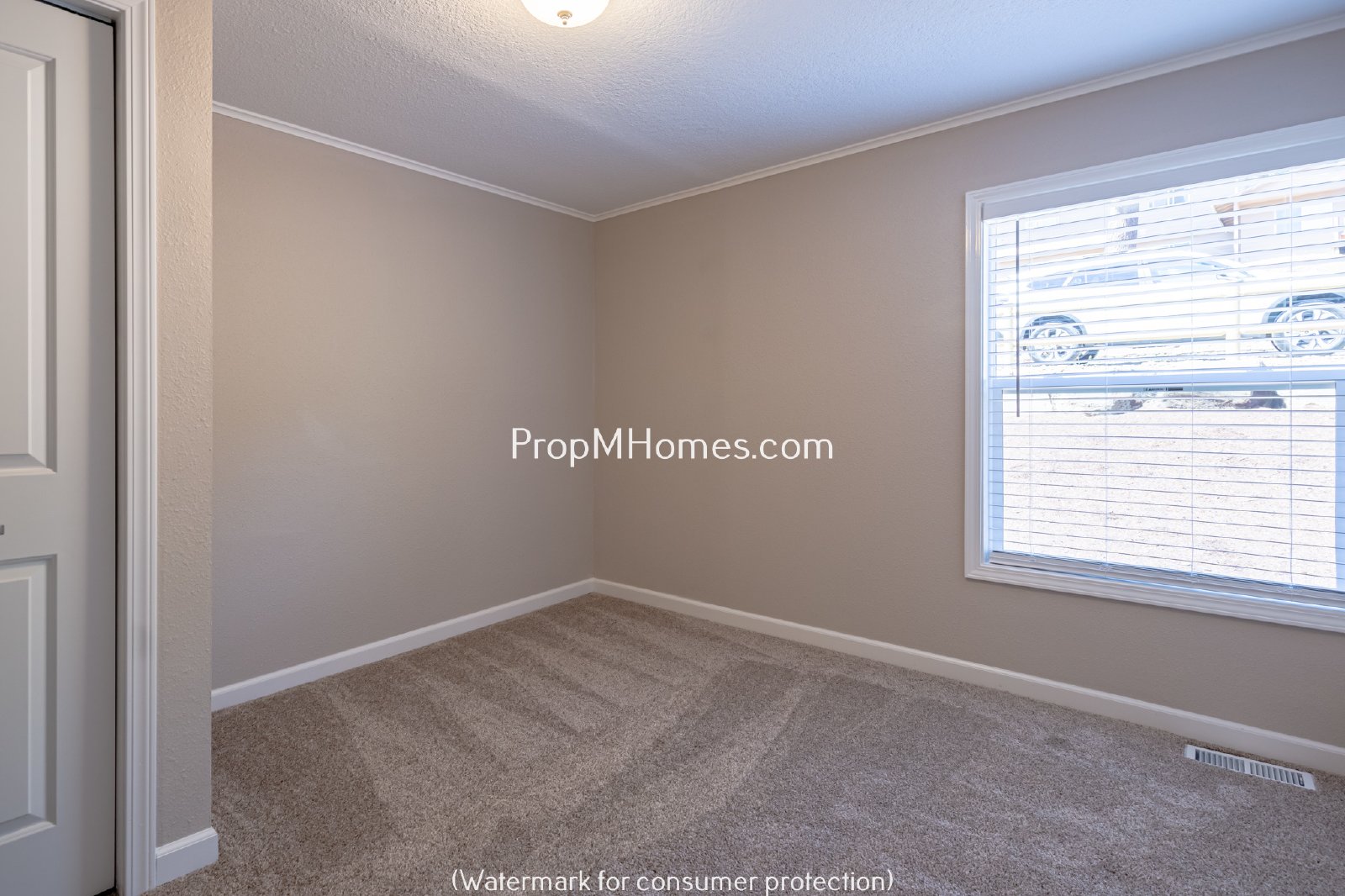 Updated Three Bedroom Home in Milwaukie Heights! property image