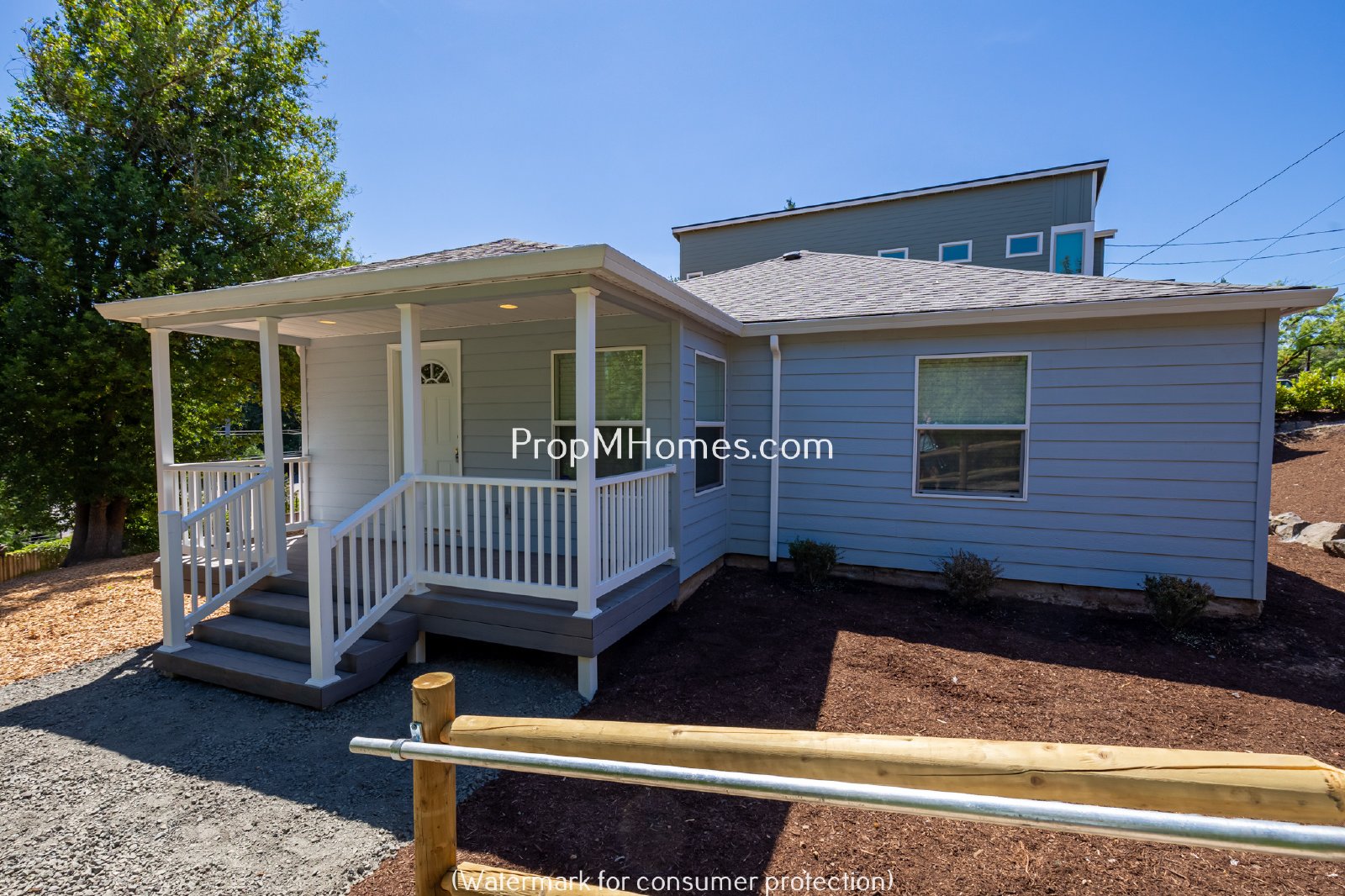 Updated Three Bedroom Home in Milwaukie Heights! property image