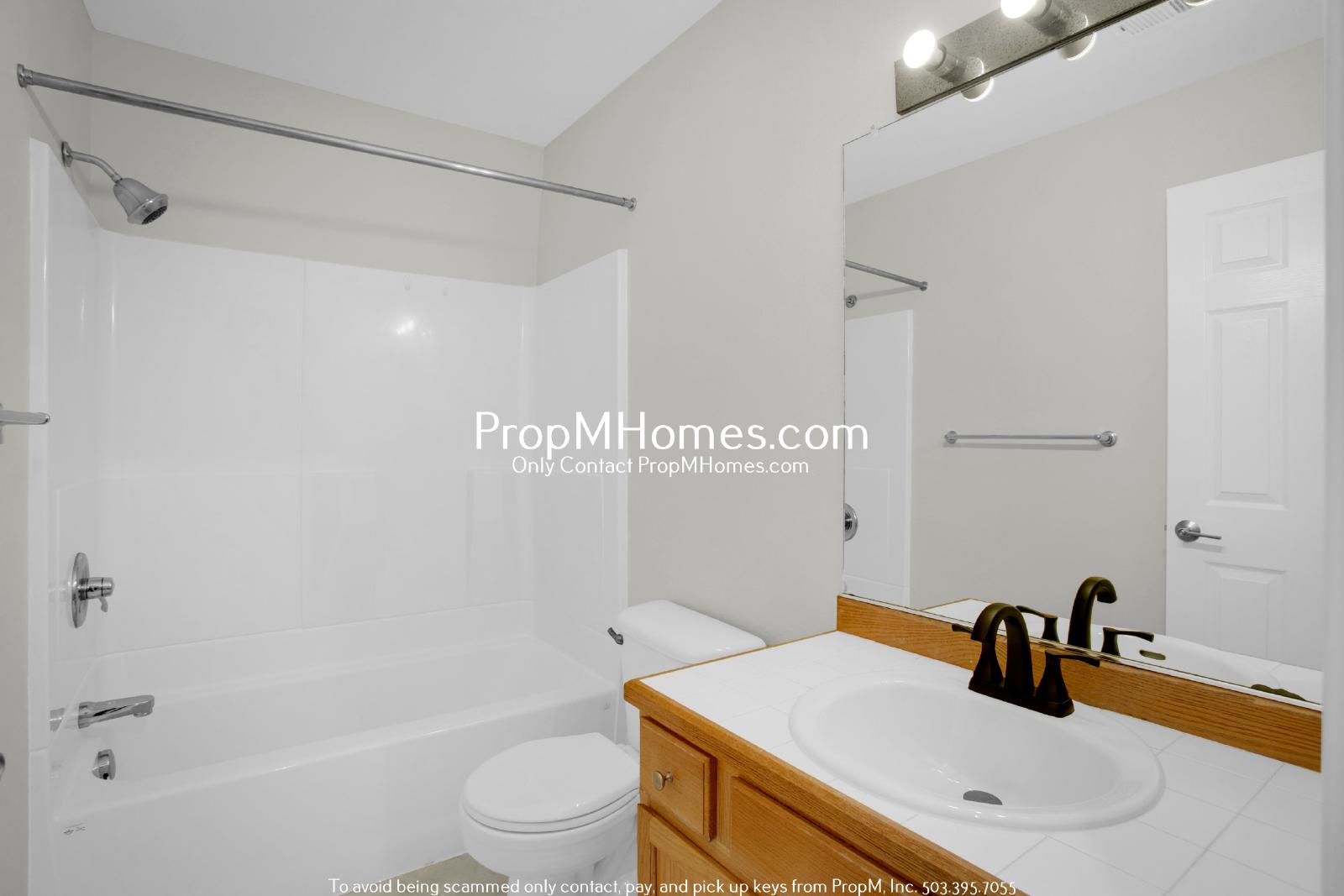 Updated Three Bedroom Townhome Near Nike & Intel! property image