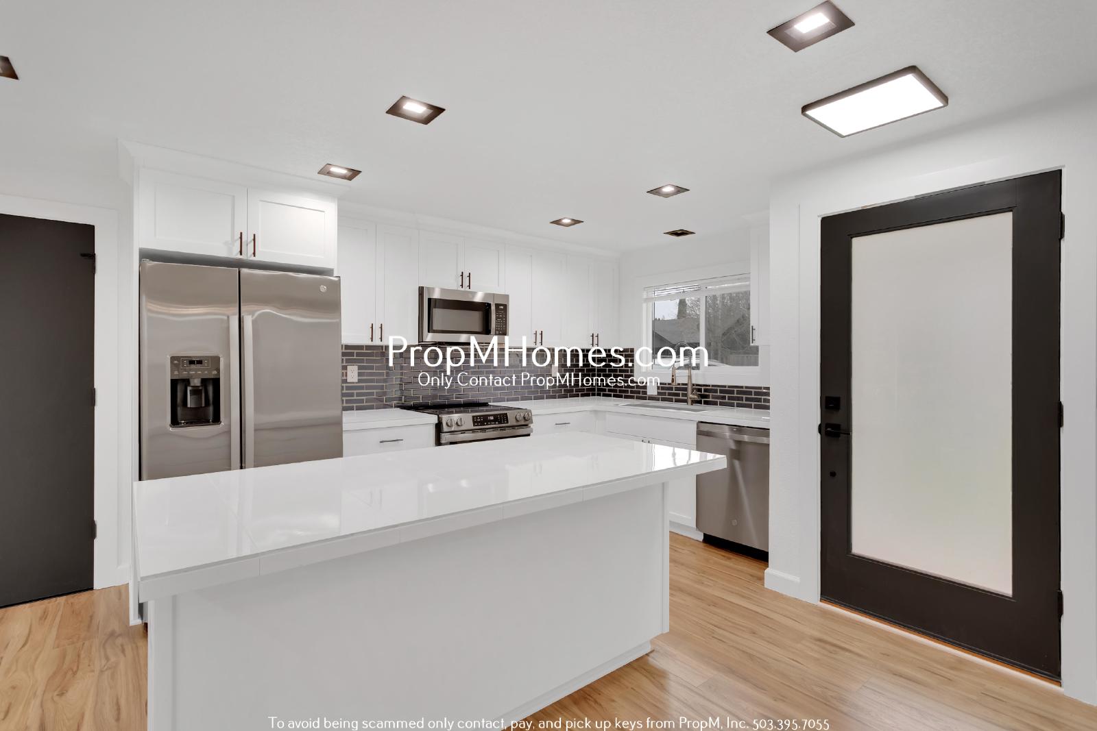 Newly Updated 3 Bedroom Aloha Home - Huge Yard! property image