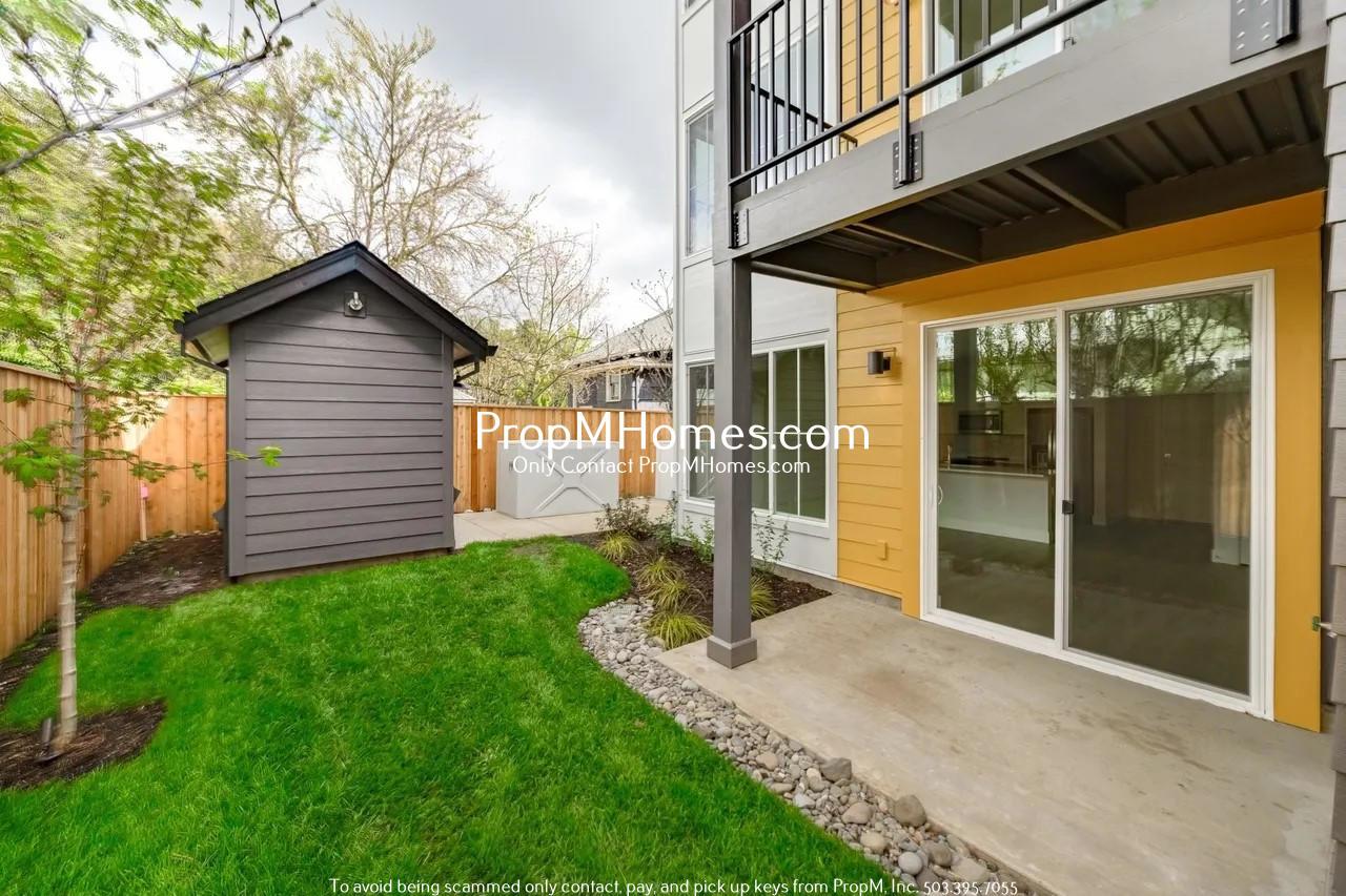 Modern Two-Bed Two-Bath Unit with Fenced Yard! property image