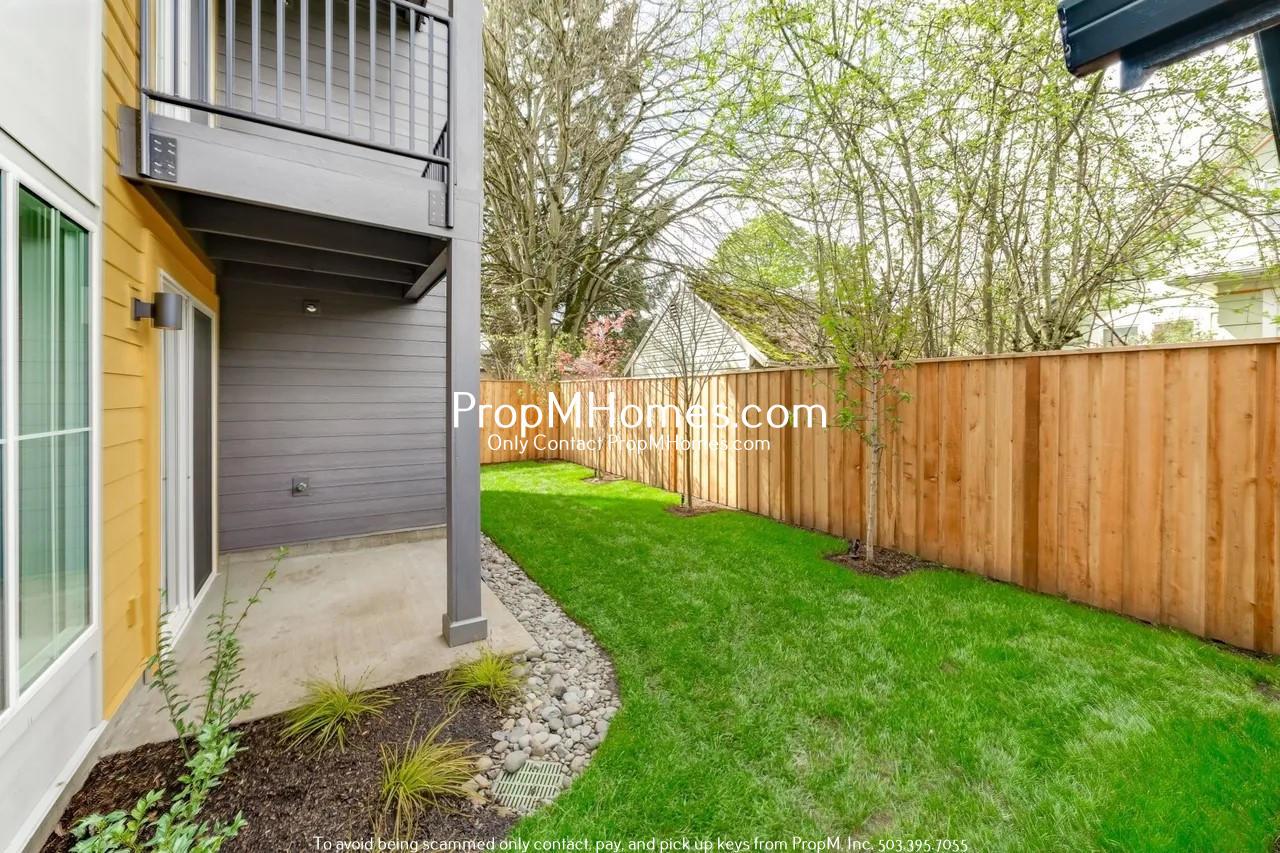 Modern Two-Bed Two-Bath Unit with Fenced Yard! property image