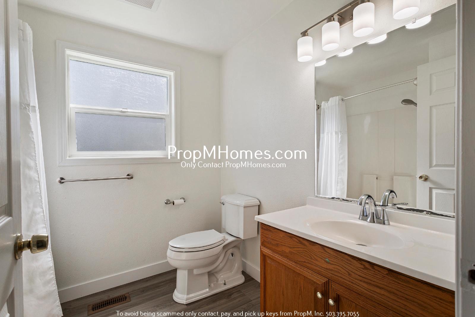 Updated Three Bedroom Home in McMinnville! property image