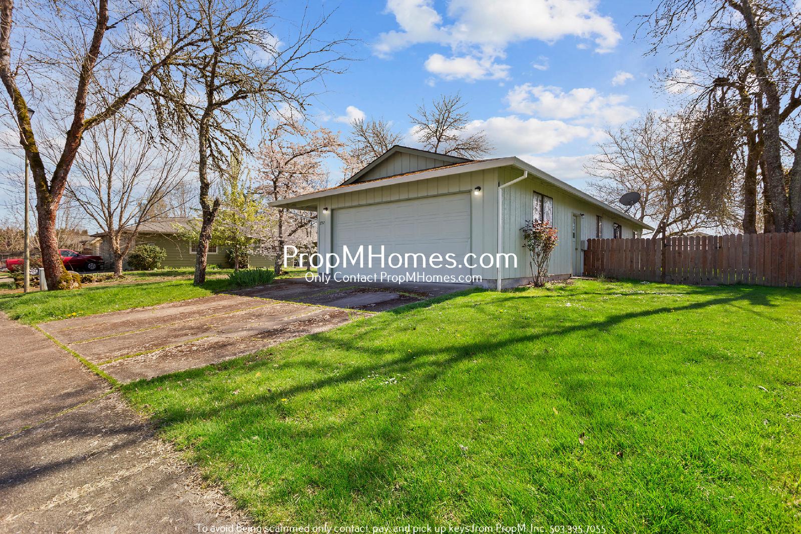 Updated Three Bedroom Home in McMinnville! property image