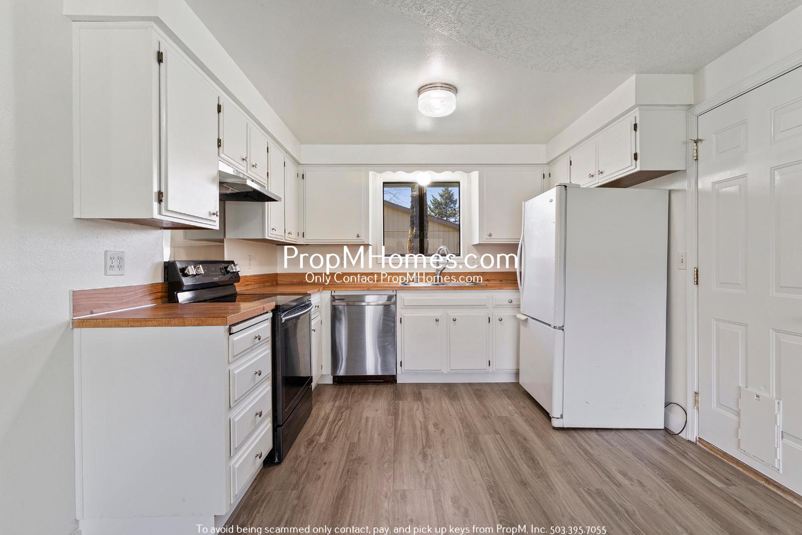 Updated Three Bedroom Home in McMinnville! property image