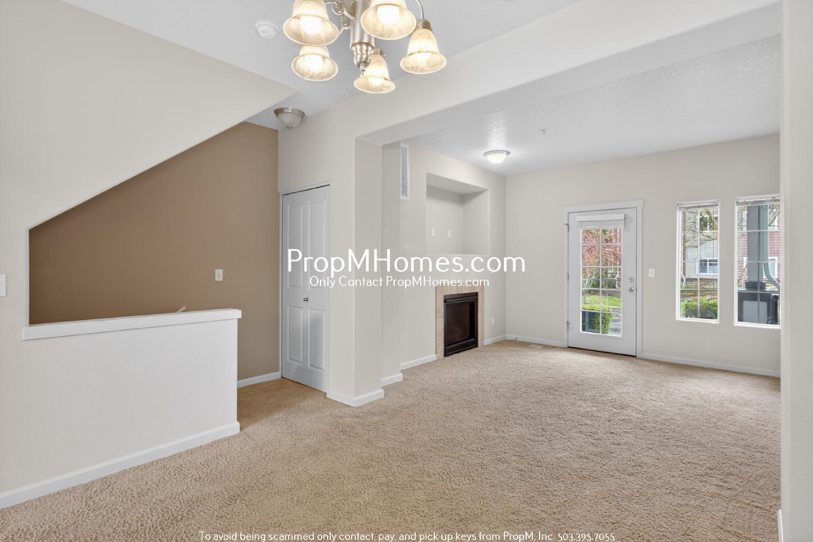 Cozy Two Bedroom Townhome in Amberglenn! property image