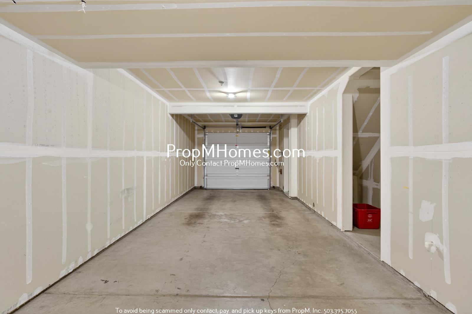 Cozy Two Bedroom Townhome in Amberglenn! property image