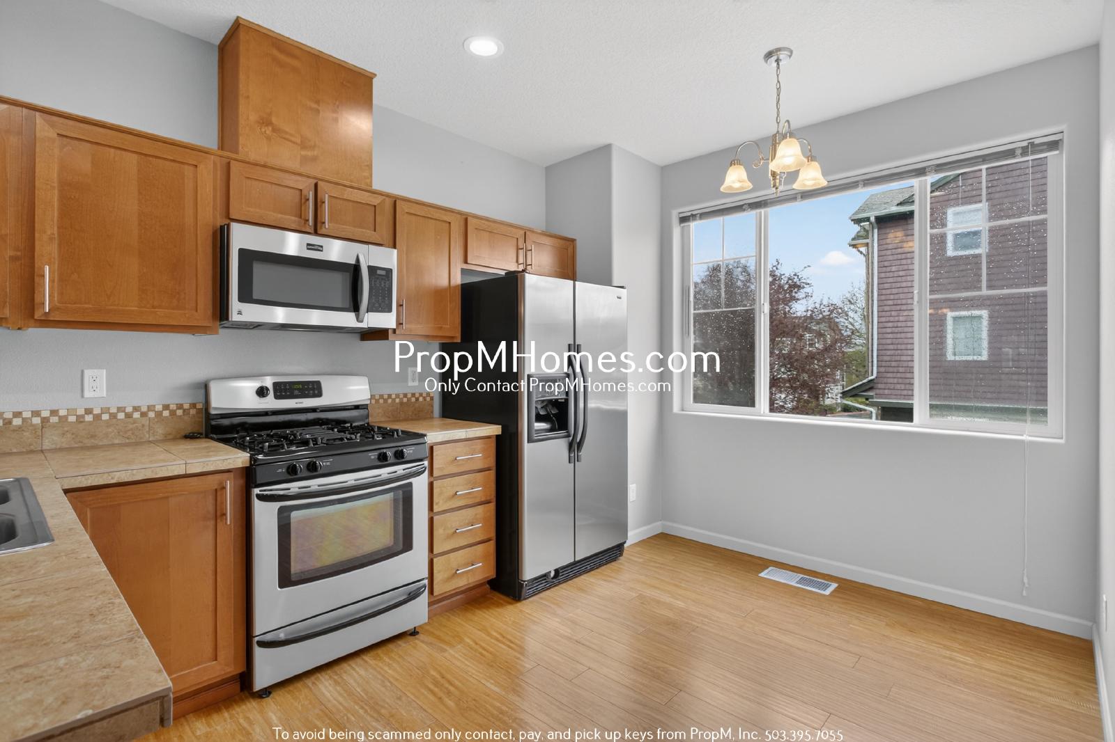 Cozy Two Bedroom Townhome in Amberglenn! property image