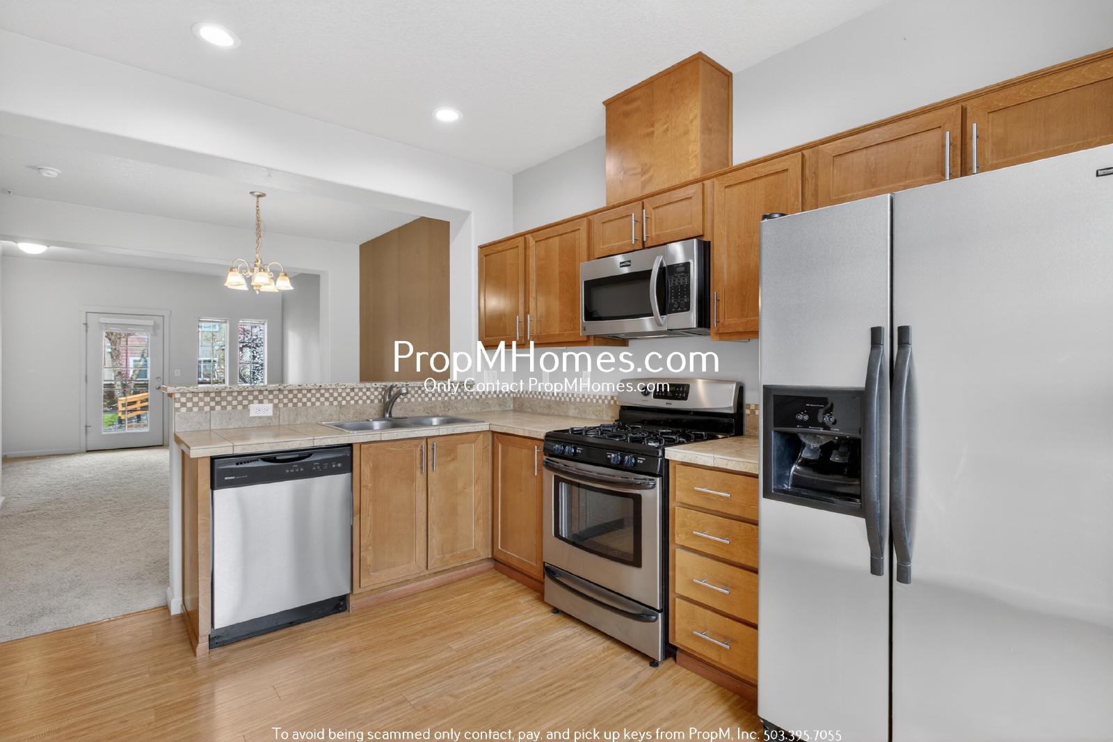 Cozy Two Bedroom Townhome in Amberglenn! property image