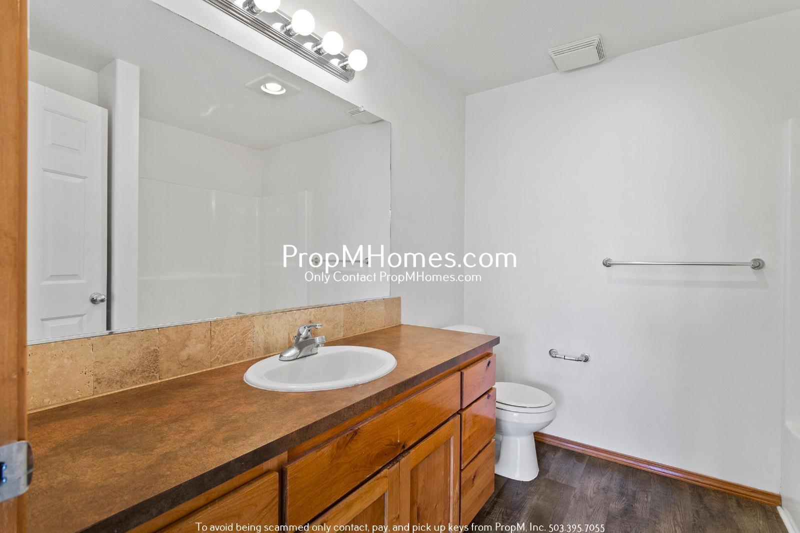 Charming Three Bedroom Newberg Home - Corner Lot! property image